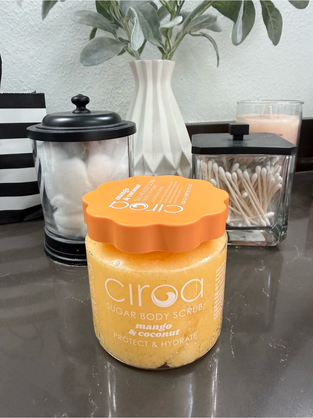 Ciroa Mango & Coconut Sugar Body Scrub — Orange